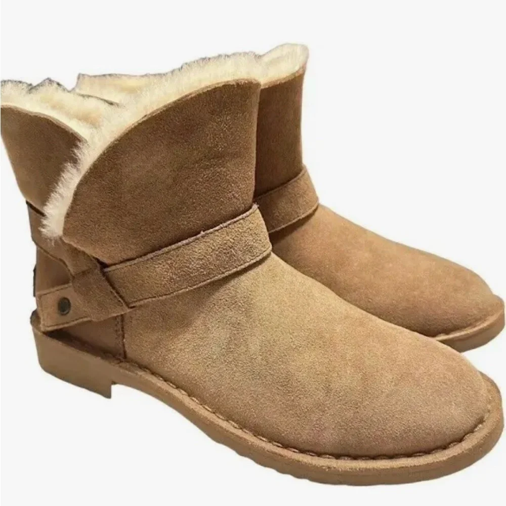 UGG Zariyah Water Repellent Tan Suede Ankle Boots.